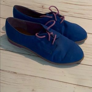 Size 5 1/2 girls shoes